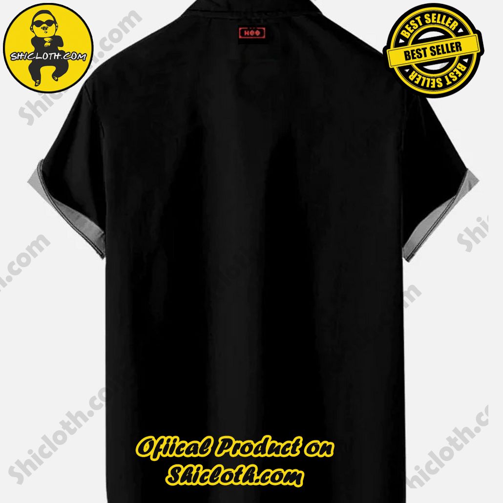 Vintage Red And Black Stitching Merry Christmas Space Samurai Characters Printing Short Sleeve Shirt Vintage Red And Black Stitching Merry Christmas Space Samurai Characters Printing Short Sleeve Shirt