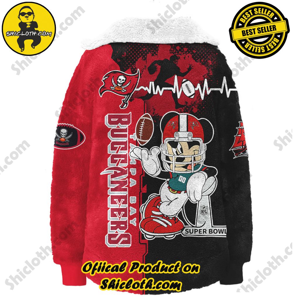 Tampa Bay Buccaneers Mickey Mouse Borg Fleece Sweatshirt Tampa Bay Buccaneers Mickey Mouse Borg Fleece Sweatshirt