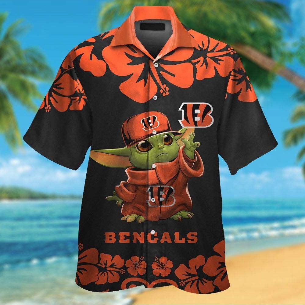 Cincinnati Bengals Baby Yoda Short Sleeve Button Up Tropical Hawaiian Shirt
