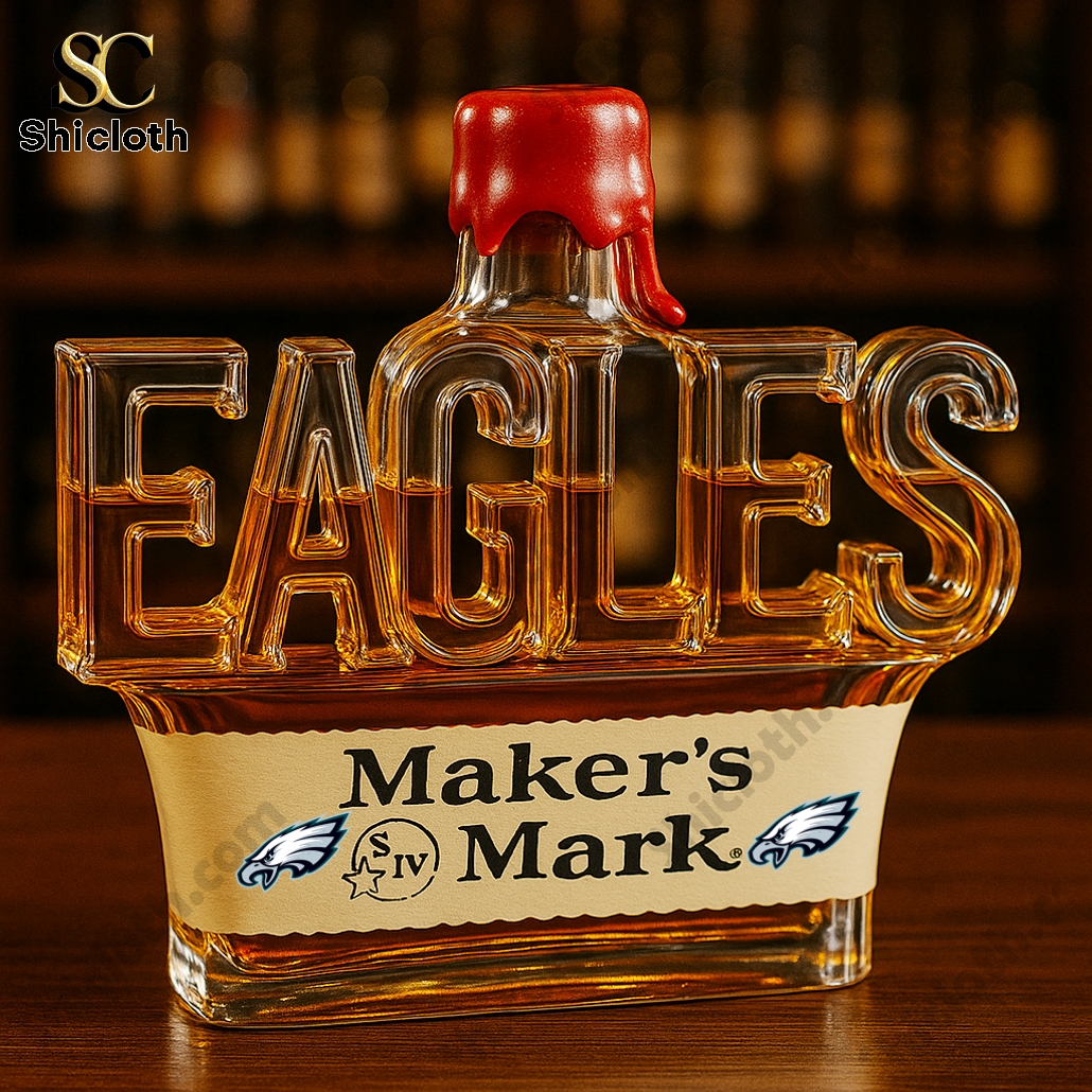 Philadelphia Eagles NFL Crown Royal Whiskey Bottle 5 Philadelphia Eagles NFL Crown Royal Whiskey Bottle - Image 5