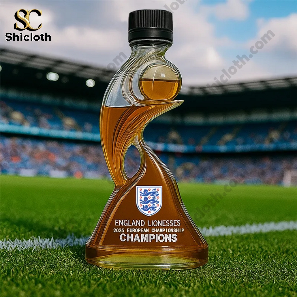 England Lionesses 2025 Euro Champions Trophies Whiskey Bottle 3 England Lionesses 2025 Euro Champions Trophies Whiskey Bottle - Image 3