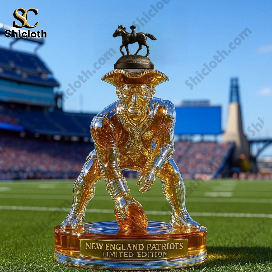 New England Patriots Limited Edition Whiskey Bottle 3 New England Patriots Limited Edition Whiskey Bottle - Image 3