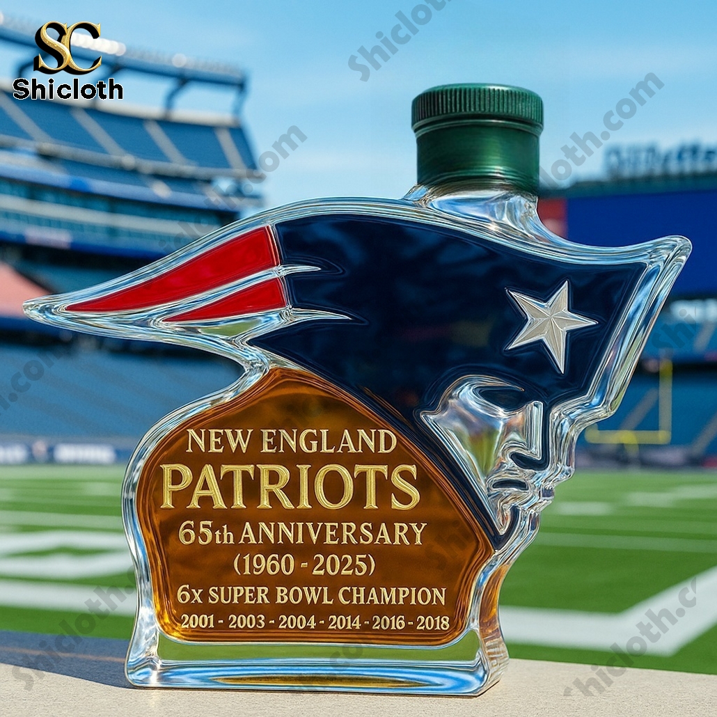 New England Patriots Whiskey Bottle 4 New England Patriots Whiskey Bottle - Image 4