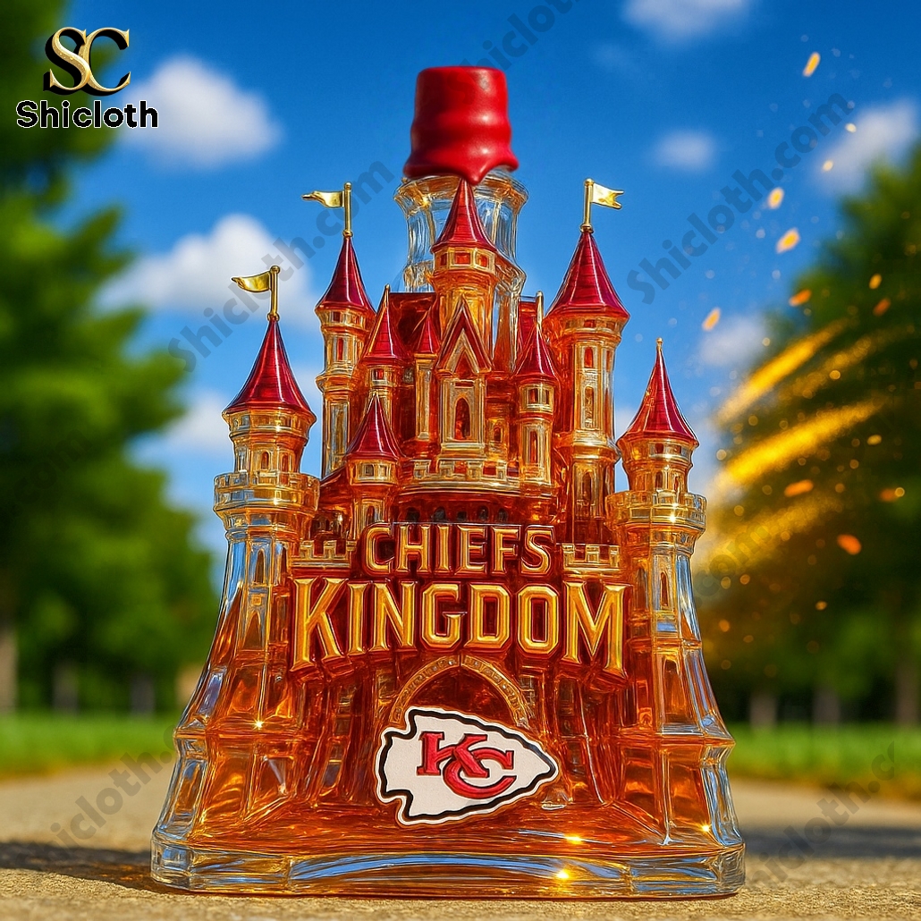 Kansas City Chiefs Kingdom Castle Crystal Whiskey Bottle 3 Kansas City Chiefs Kingdom Castle Crystal Whiskey Bottle - Image 3