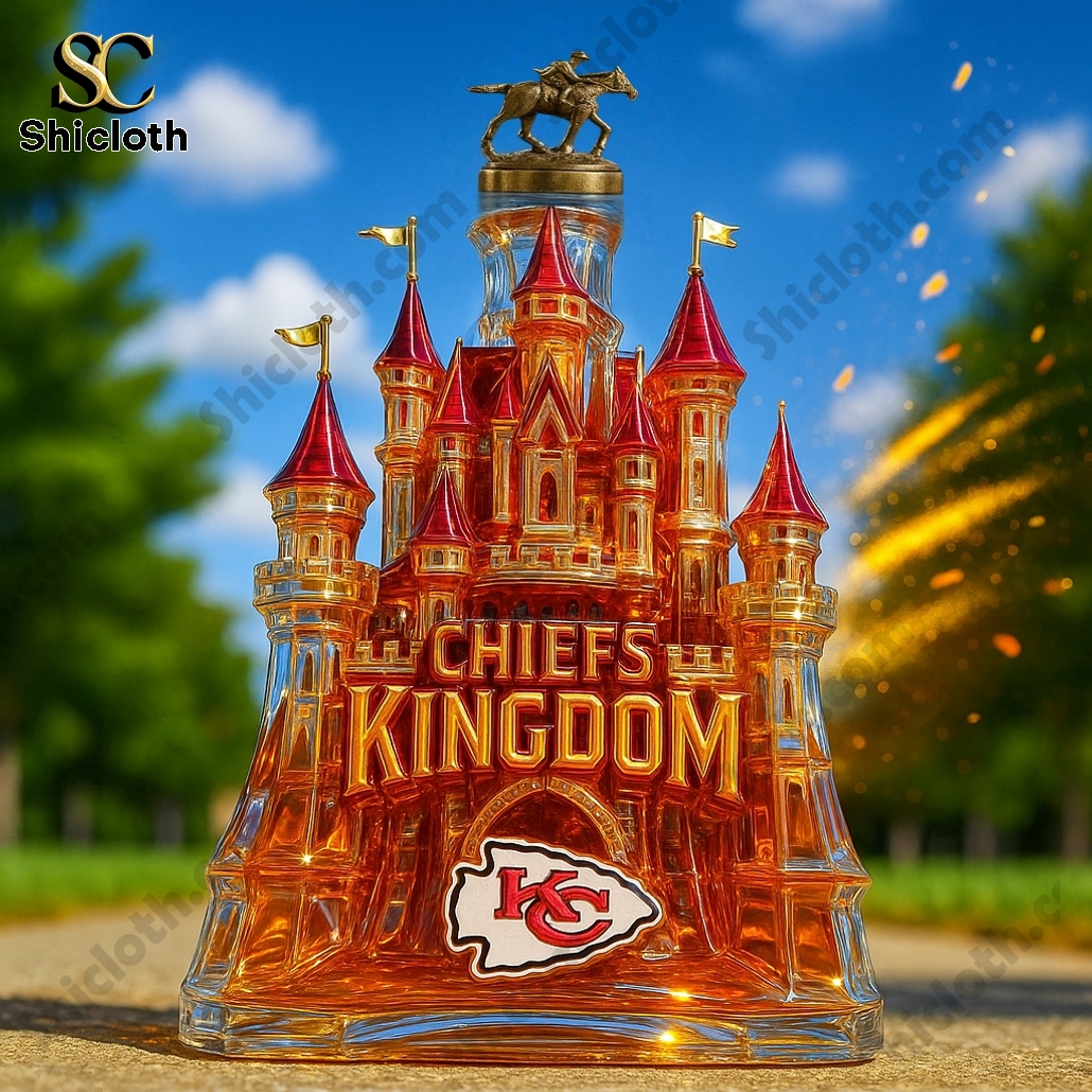 Kansas City Chiefs Kingdom Castle Crystal Whiskey Bottle 4 Kansas City Chiefs Kingdom Castle Crystal Whiskey Bottle - Image 4