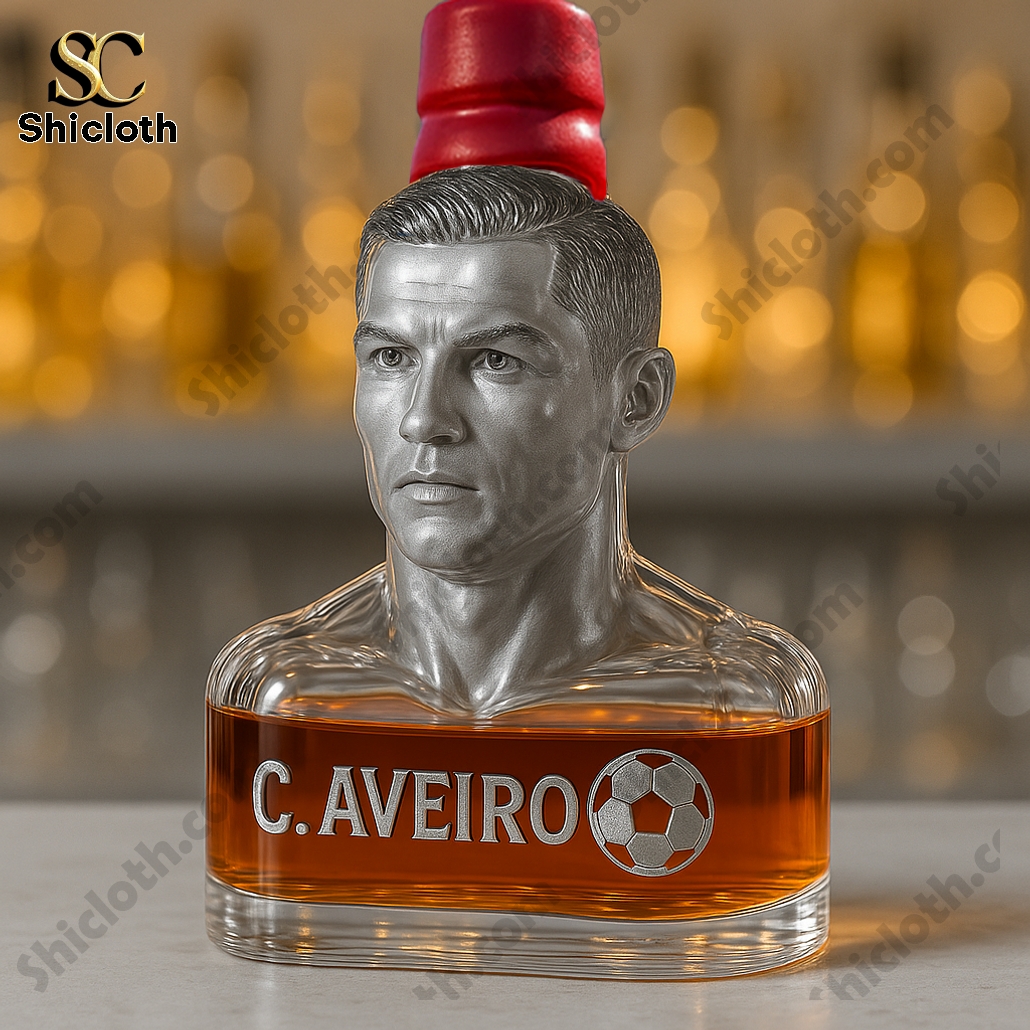 Legend of Football Cristiano Ronaldo Whiskey Bottle 3 Legend of Football Cristiano Ronaldo Whiskey Bottle - Image 3