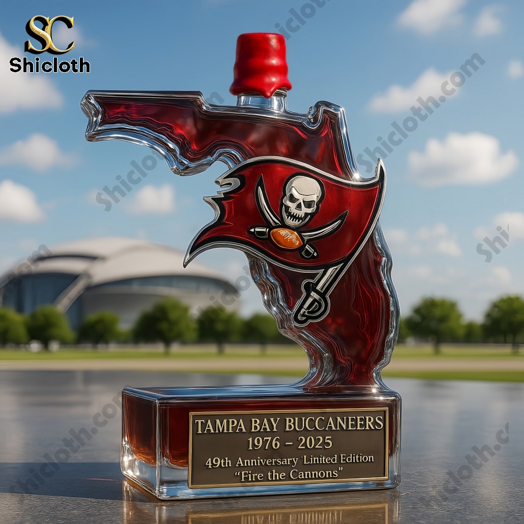 Tampa Bay Buccaneers 49th Anniversary Whiskey Bottle 3 Tampa Bay Buccaneers 49th Anniversary Whiskey Bottle - Image 3