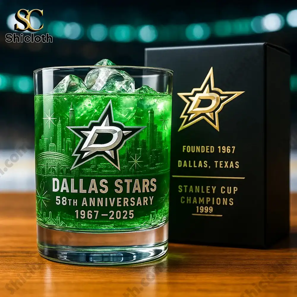 Green anniversary whiskey glass with star logo by Shicloth