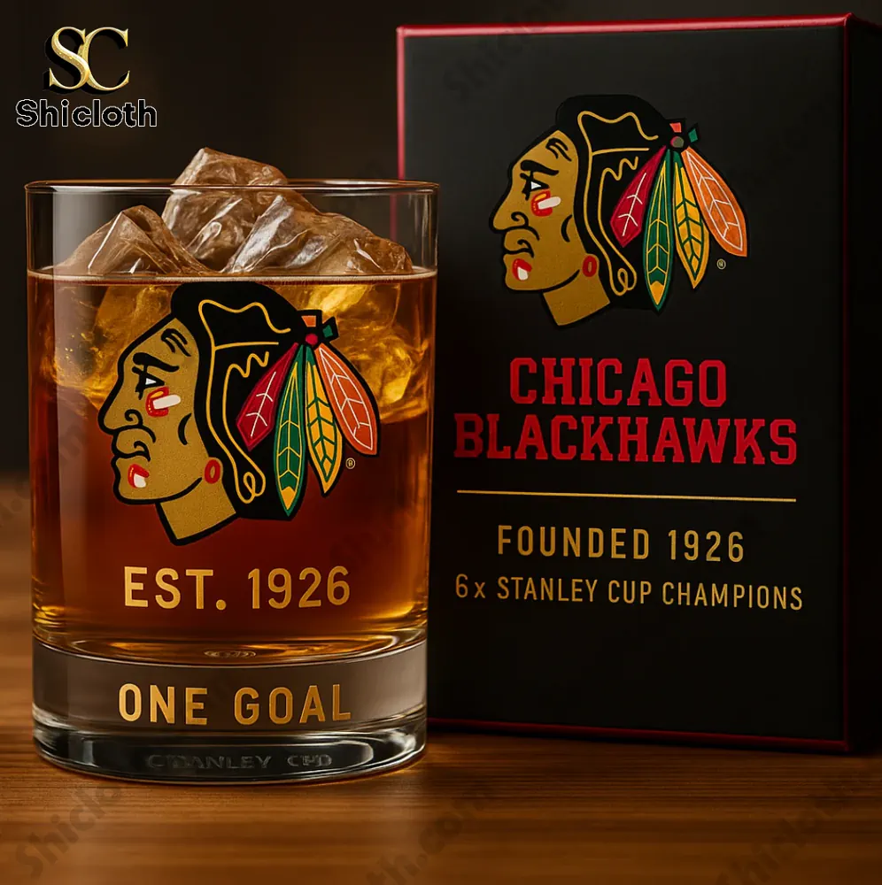 Chicago Blackhawks commemorative whiskey glass with team logo and box.
