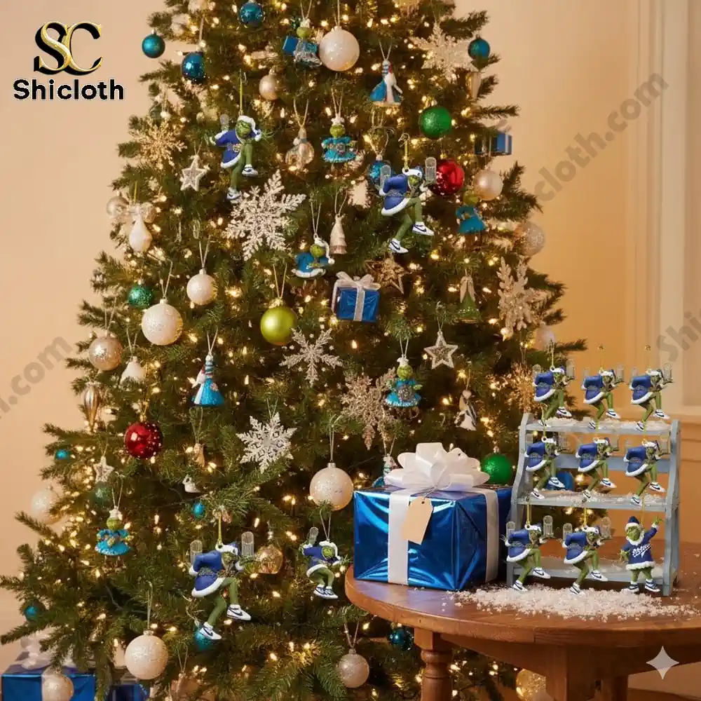 The Grinch x Los Angeles Dodgers Acrylic Ornament