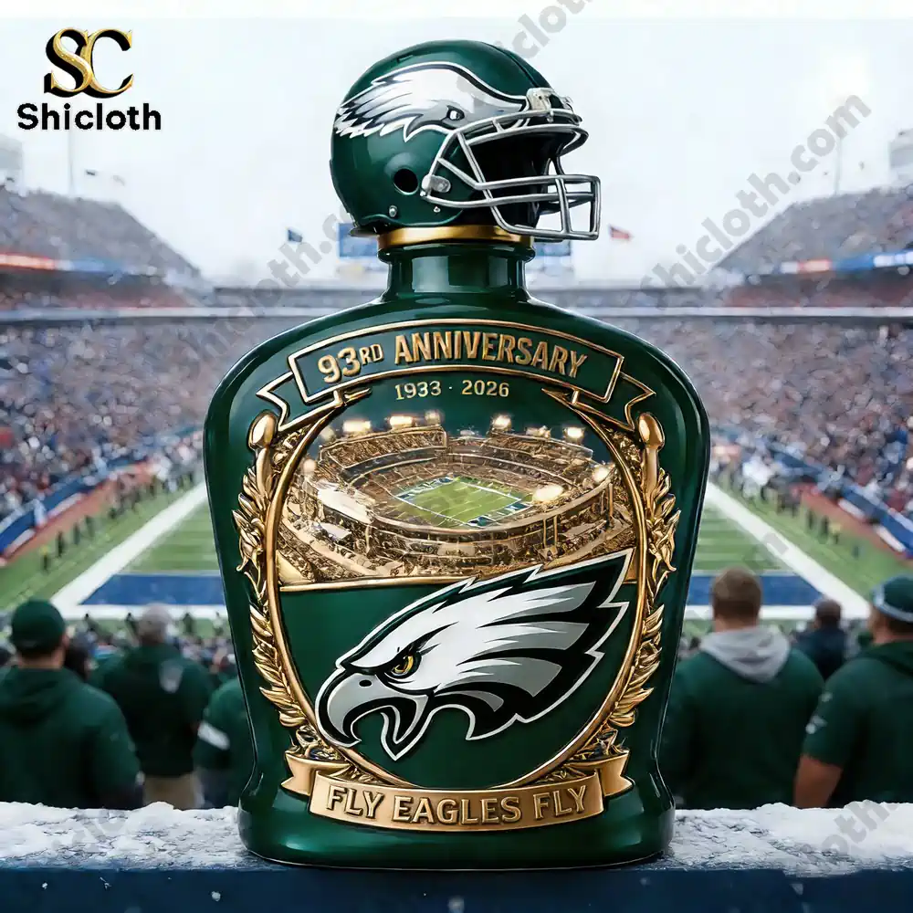 Demogorgon Sculpted Whiskey Glass 170 Eagles anniversary collector bottle with helmet design on football stadium background!