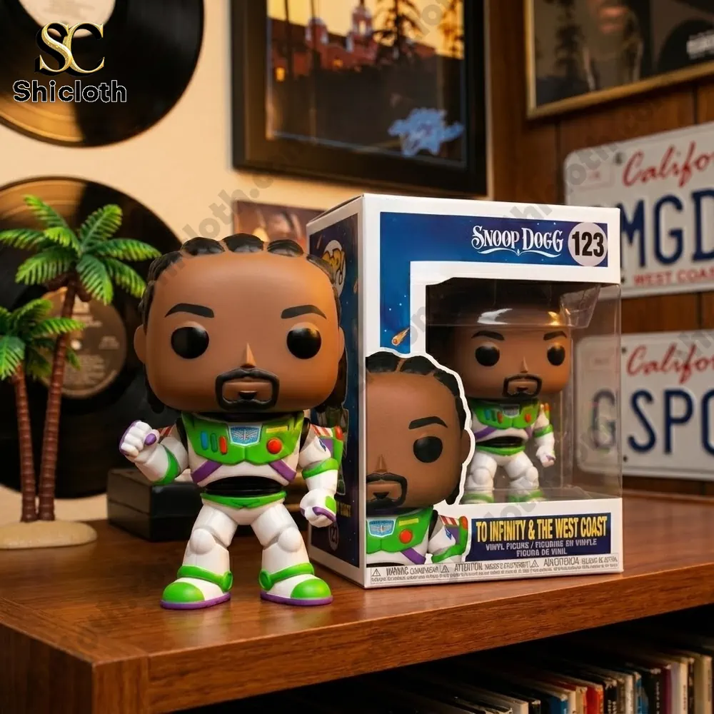 Hip hop astronaut figurine with display box on shelf!