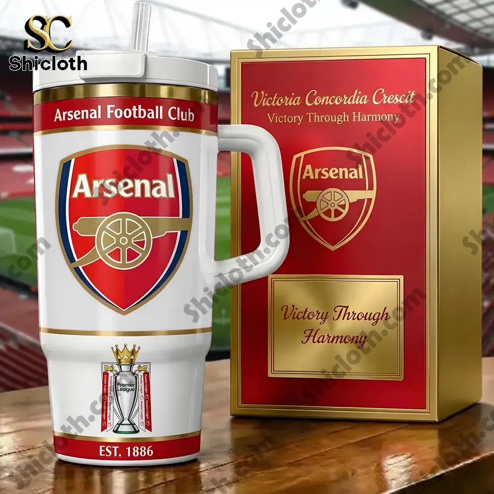 Arsenal branded drink mug with gift box in stadium setting!