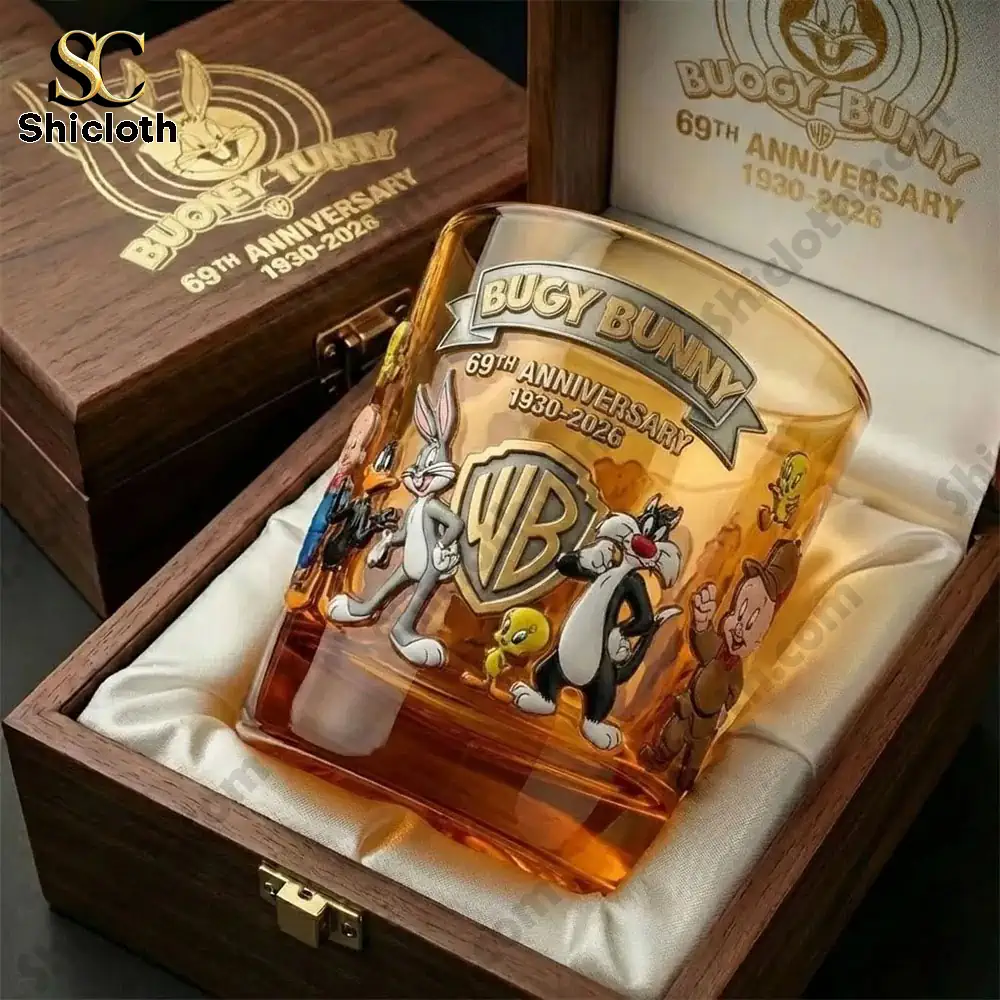 Amber whiskey glass with cartoon characters inside a wooden gift box!