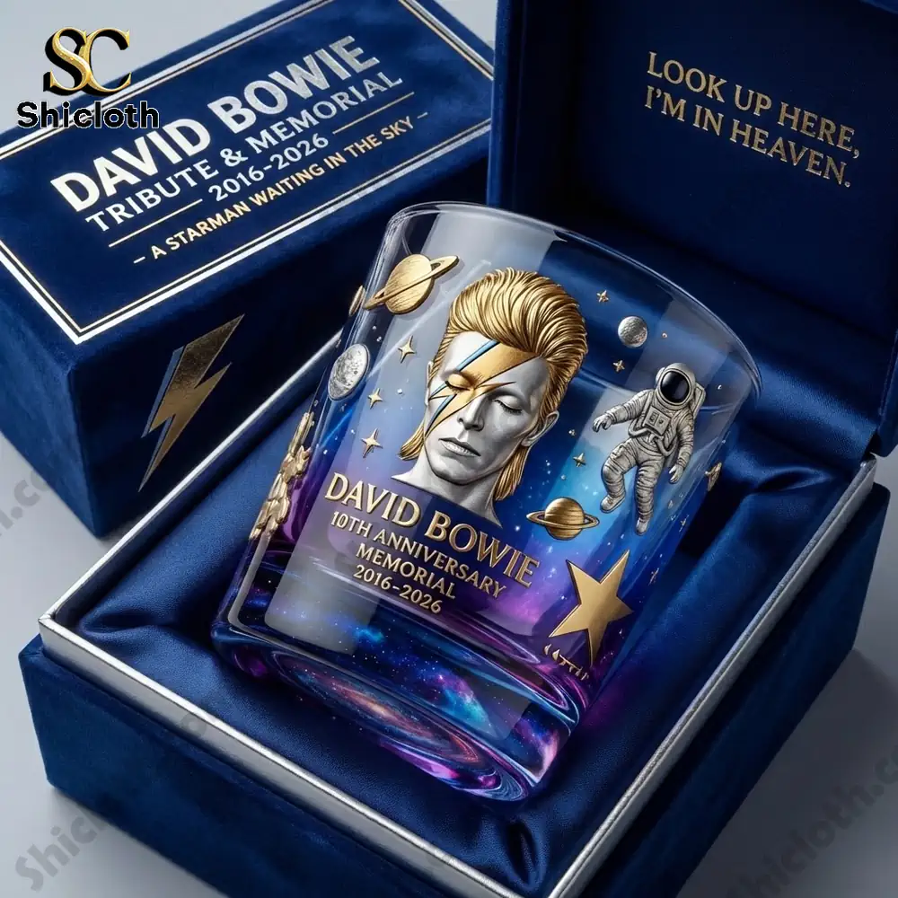 Alternative view of David Bowie 10th Anniversary Memorial Commemorative Whiskey Glass