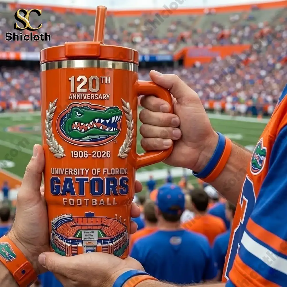 Florida Gators tumbler held in stadium crowd!