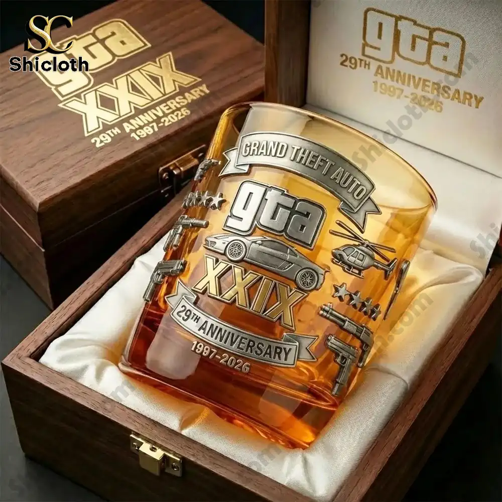 GTA anniversary whisky glass displayed in a premium wooden gift box by Shicloth!