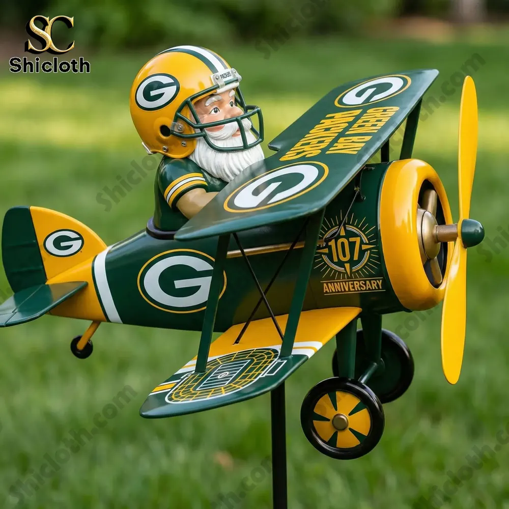 Alternative view of Green Bay Packers 107th Anniversary Commemorative Garden Windmill