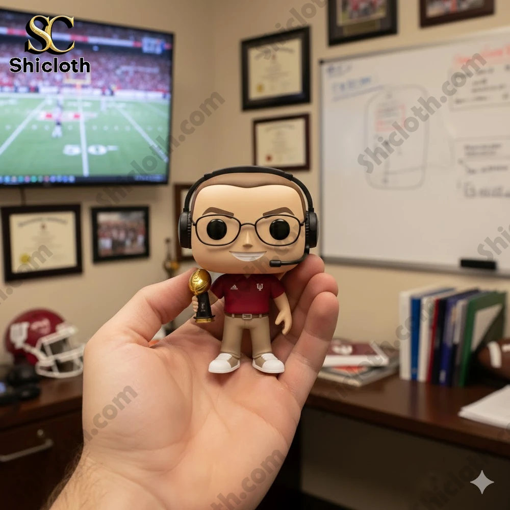 Mike Tomlin End Of An Era Pittsburgh Steelers Commemorative Pop Figure 16 Coach figure holding trophy in office background!