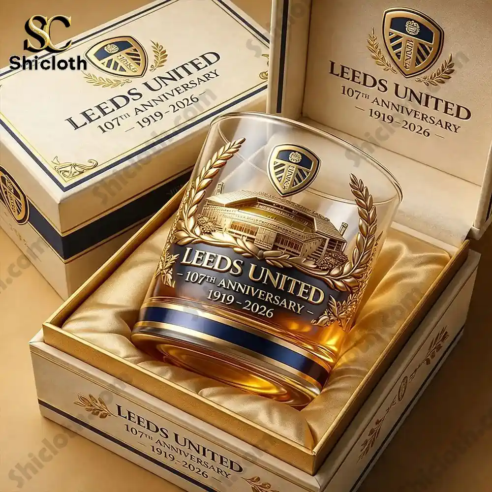 Alternative view of Leeds United?s 107th Anniversary Whiskey Glass - Memoryvials