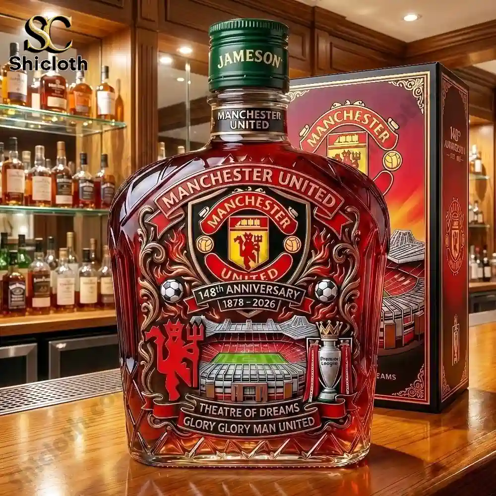 Manchester United commemorative bottle with a Jameson style cap and gift box on a bar counter!