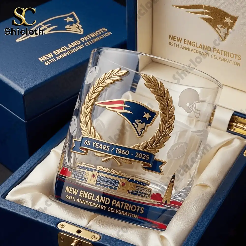 Close view Patriots anniversary glass with detailed design!