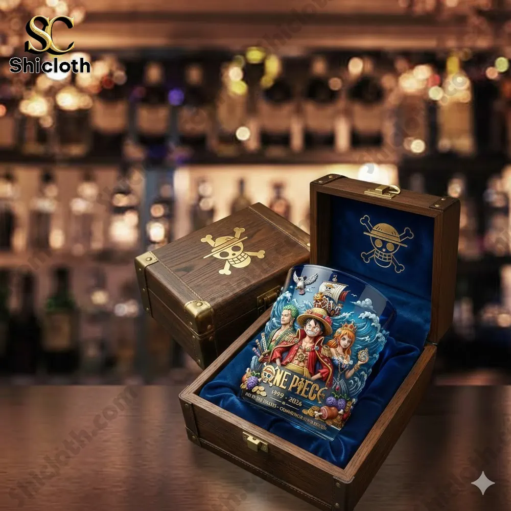 Wooden gift box displaying a One Piece themed whiskey glass!