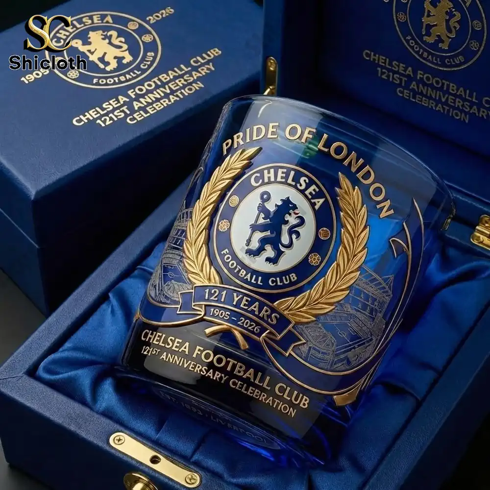 Chelsea themed glass displayed in luxury gift box!