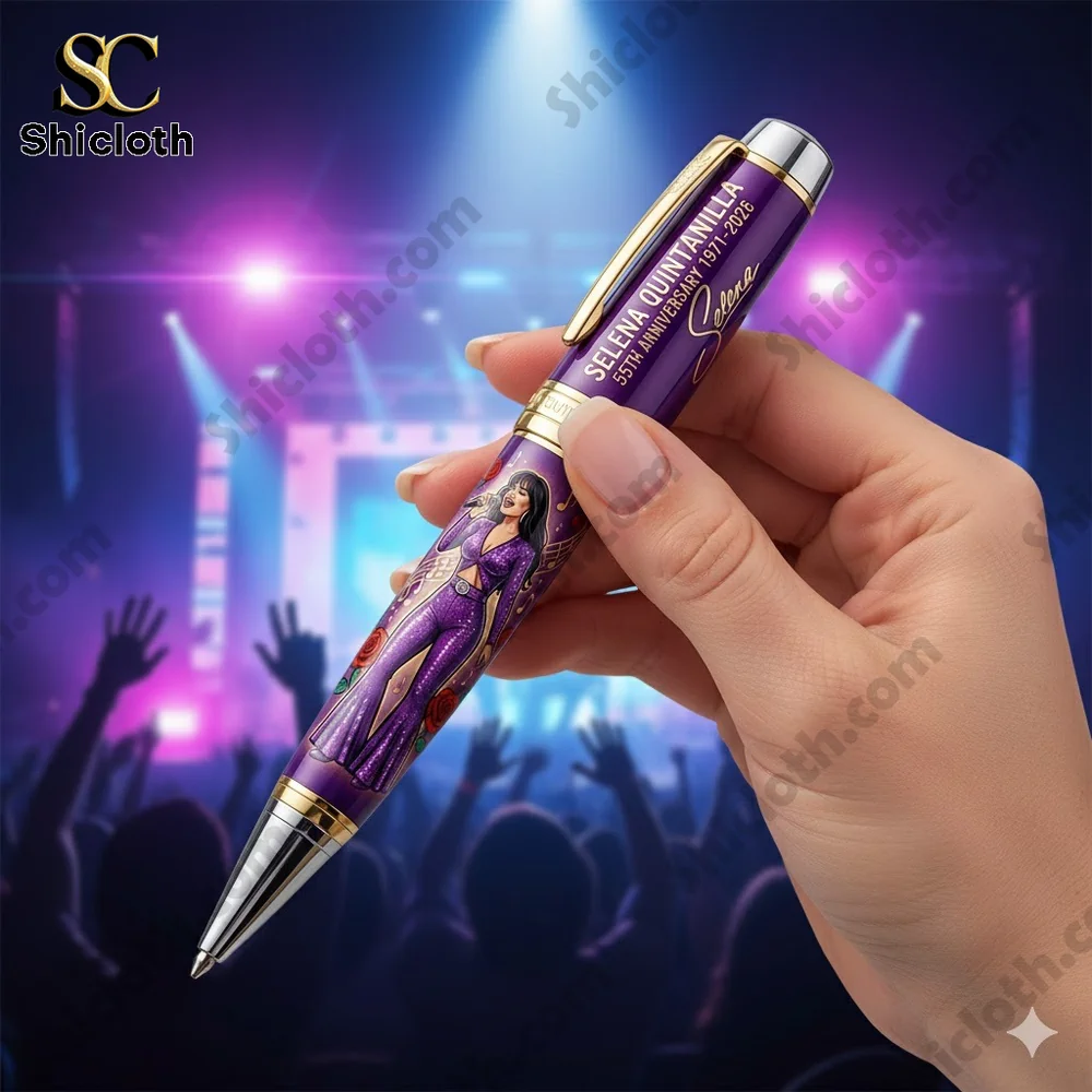 Purple commemorative pen held by hand at concert stage!