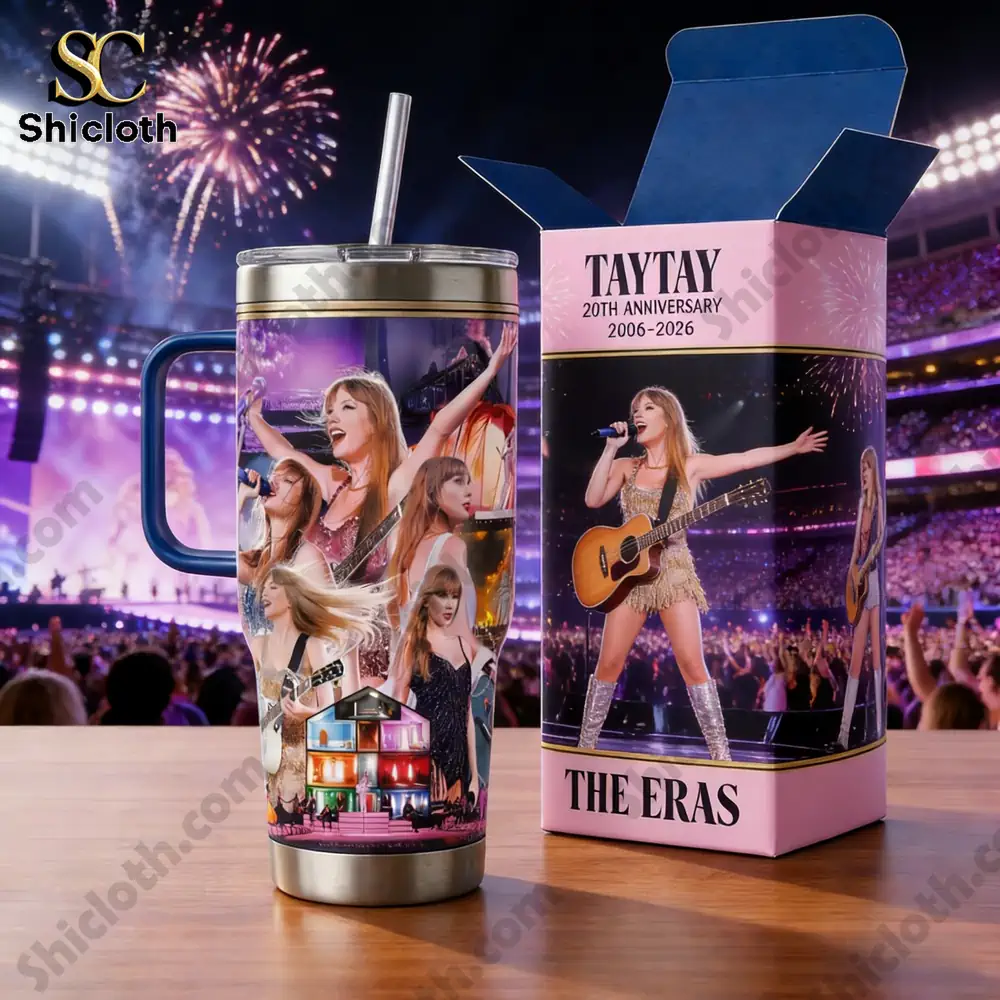 Concert stage insulated mug with singer artwork and gift box!