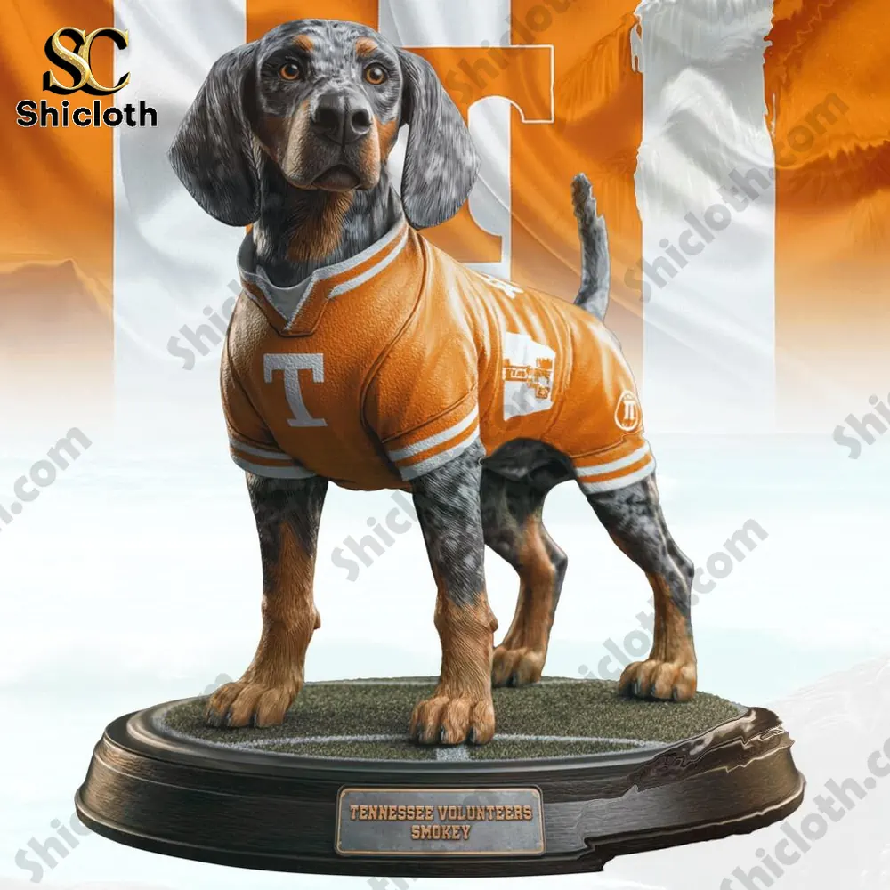 Smokey dog mascot statue in Tennessee Volunteers uniform!