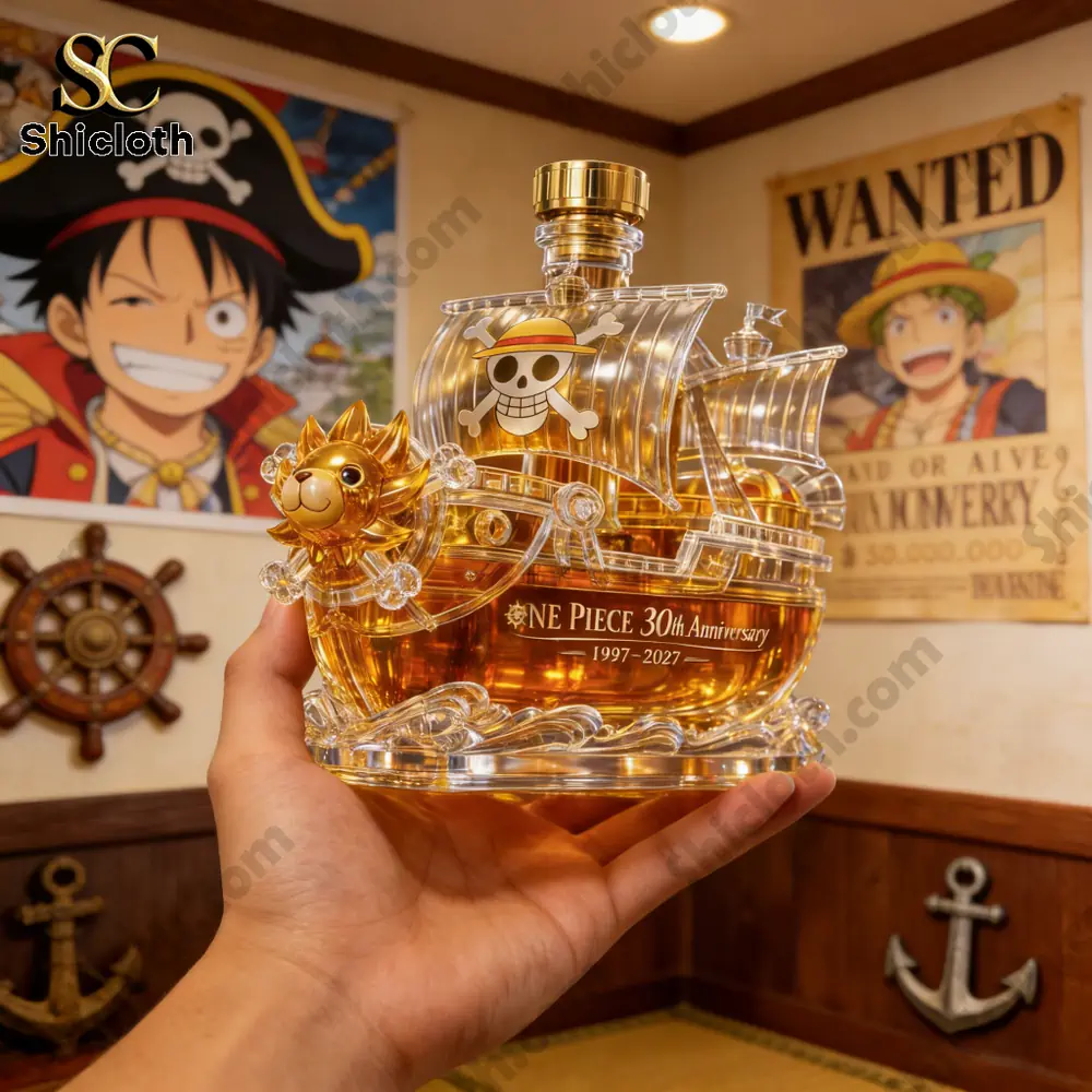 One Piece ship decanter held in hand Shicloth!