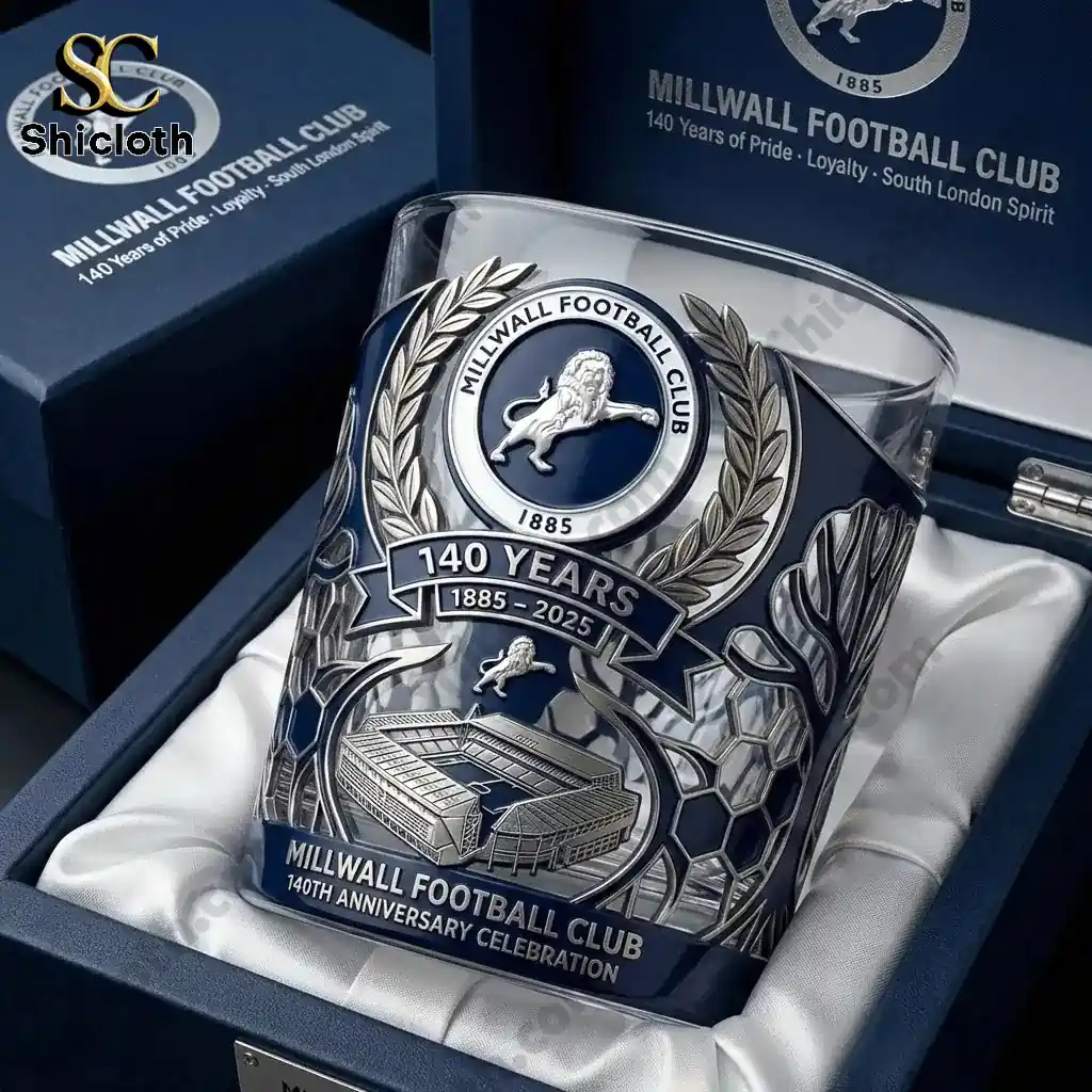 Alternative view of Millwall FC 140th Anniversary Whiskey Glass