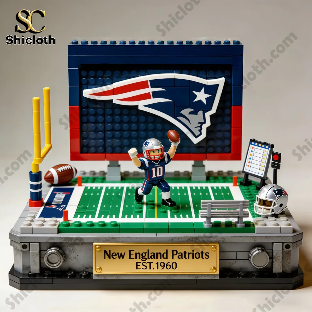 New England Patriots building block football field set with scoreboard logo and mini player figure.