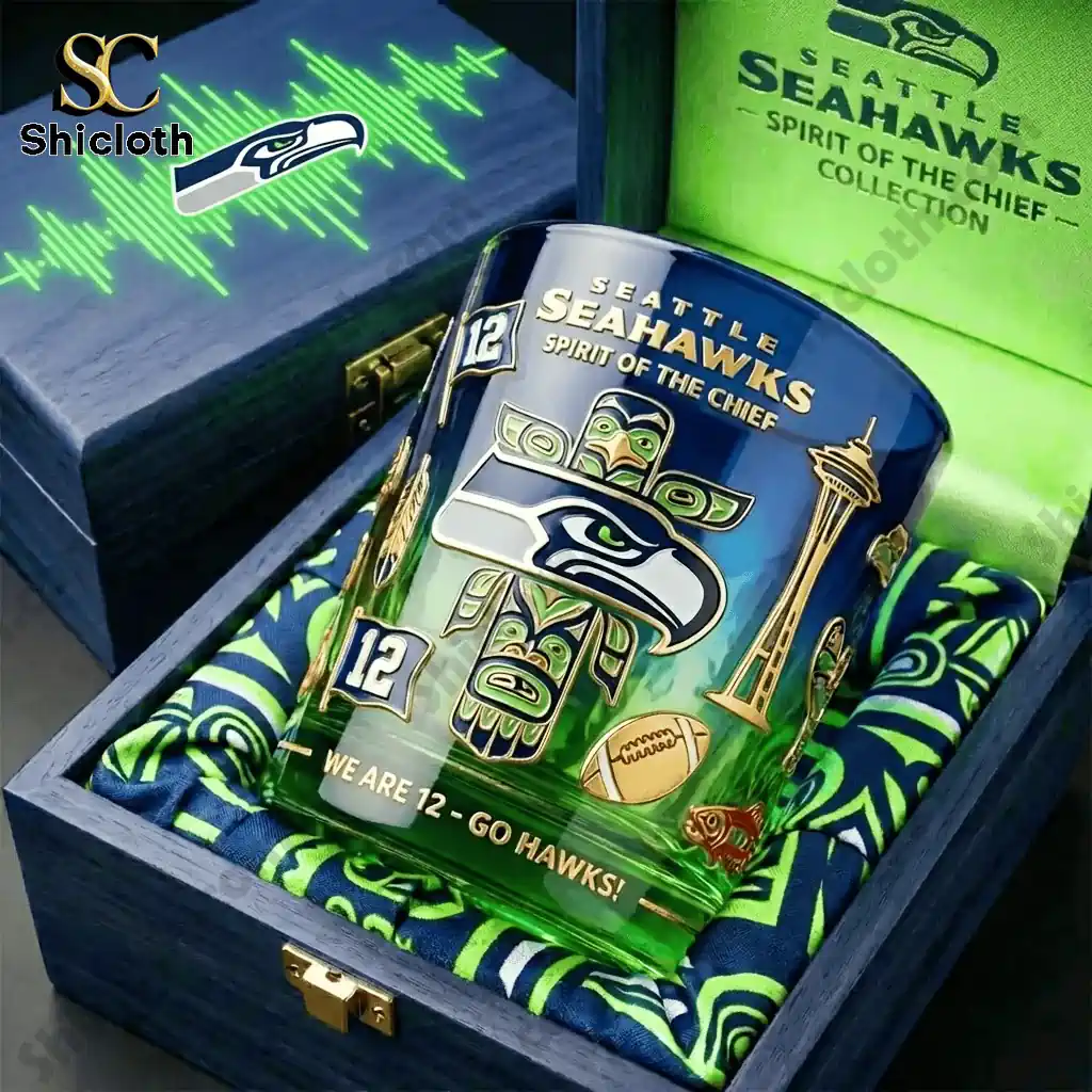 Alternative view of Seattle Seahawks _Spirit of the Chief_ Collector's Edition Glass