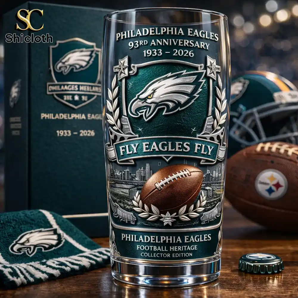 Close up of Philadelphia Eagles anniversary collector beer glass with detailed design!