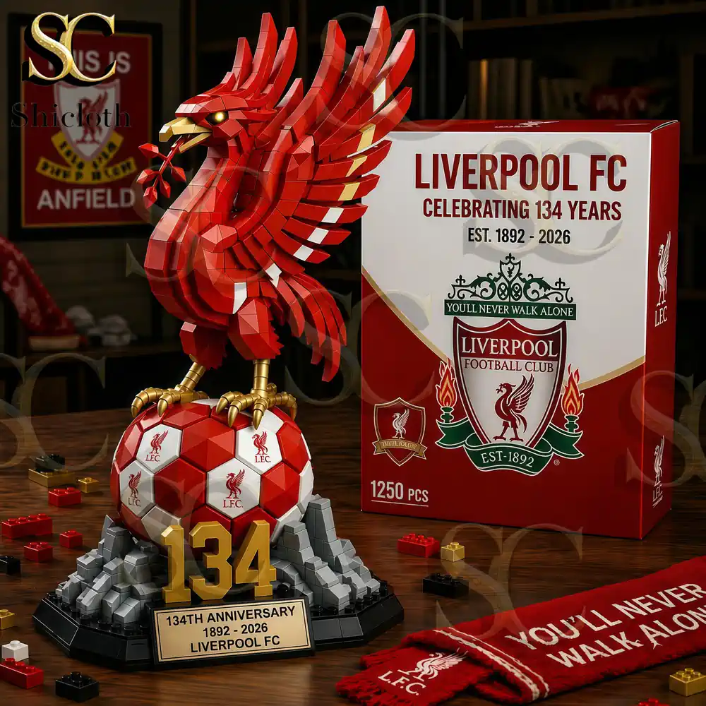 Liverpool FC bird building block model with box and scarf on table!