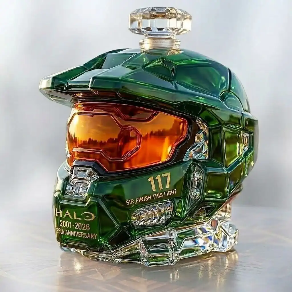 Halo 25th Anniversary 2001-2026 117 Sir, Finish This Fight 3D Bottle 3 Crystal Master Chief helmet collectible celebrating Halo 25th anniversary.